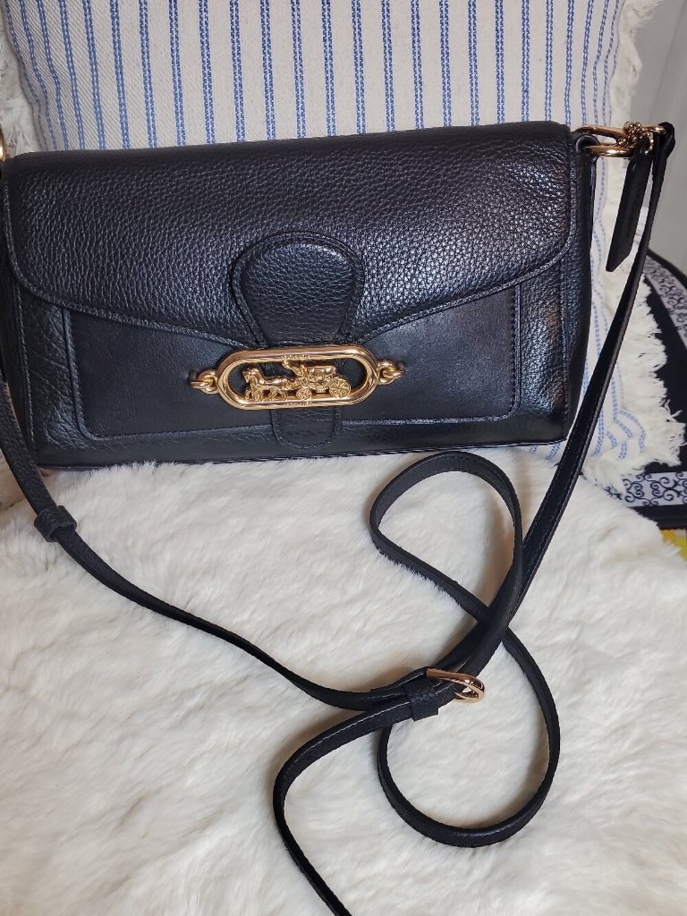 2. Coach Black Leather Shoulder&Crossbody Bag Gold Horse & Carriage